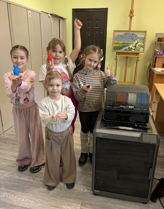 04.04.26 дети с 3D принтером